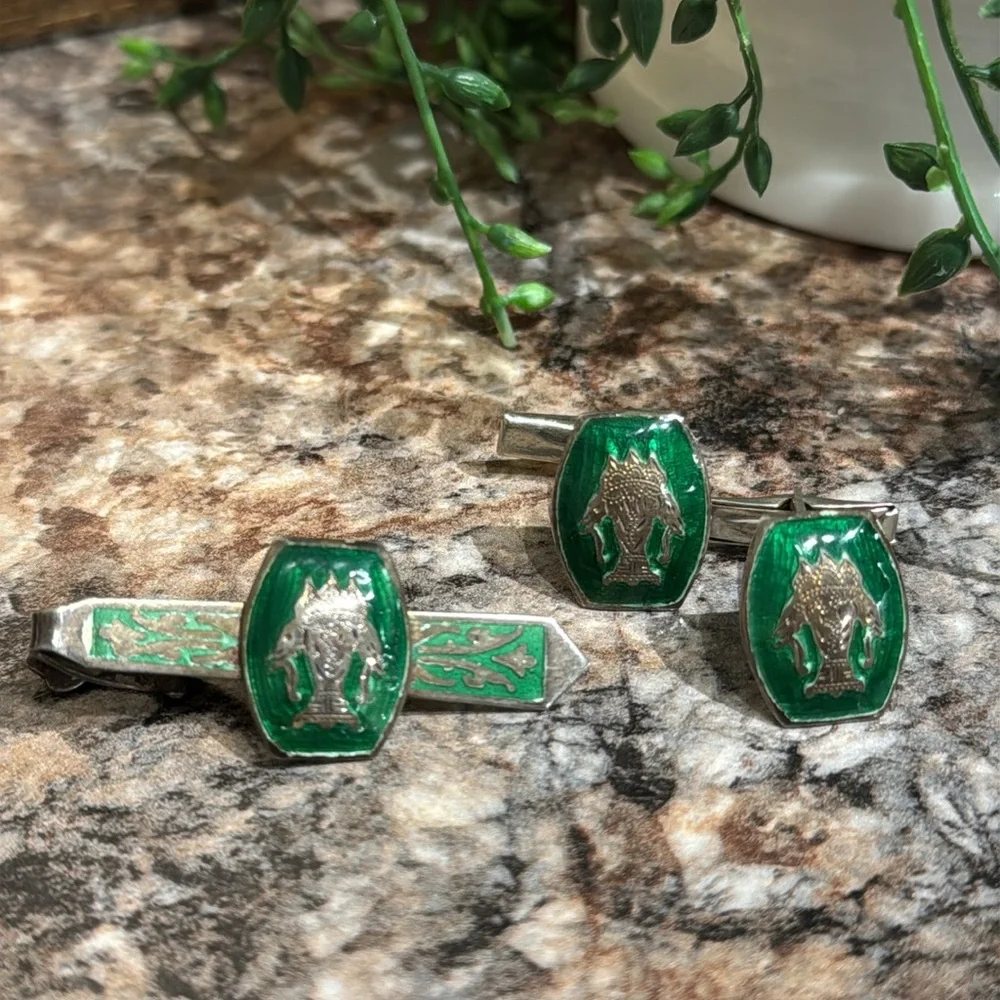 Vintage cuff links and tie clip